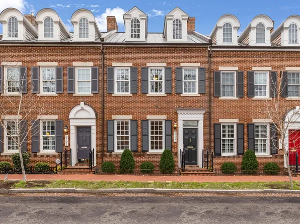 2717 Olive St NW, Washington, DC 20007