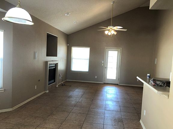 4th image of 6028 Palmdale St
