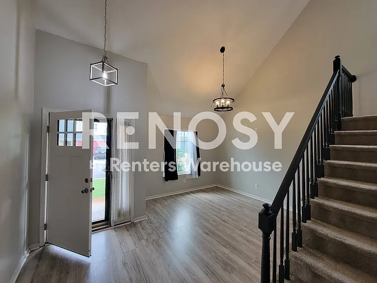 45 Creekside Dr #14 — Photo 3