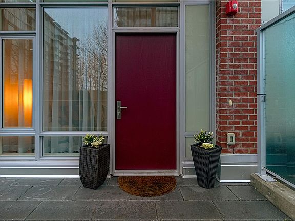 4th image of 70 Saghalie Rd #104