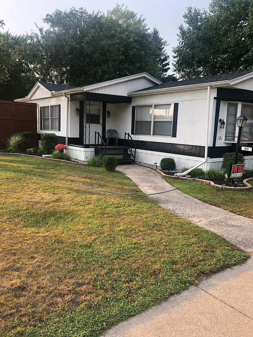 340 S Reynolds Rd photo 1