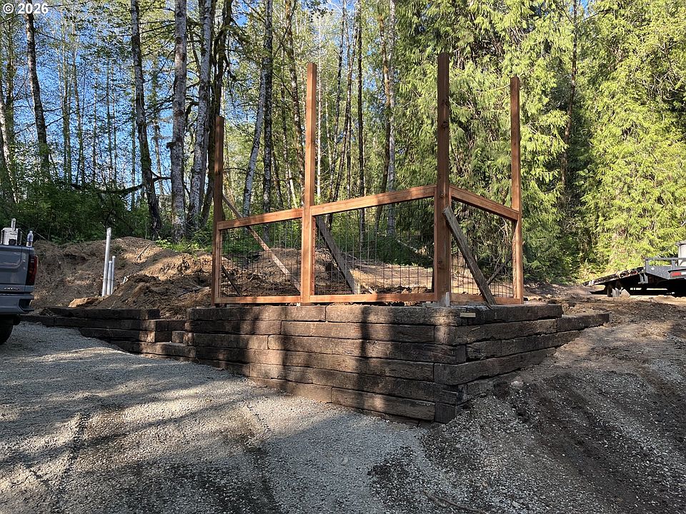 2nd image of 81123 Blackcap Rd