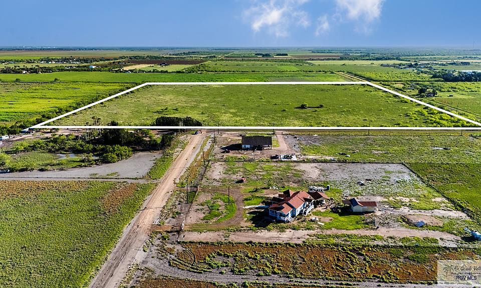 1st image of Saskatchewan Saskatchenwan Ln