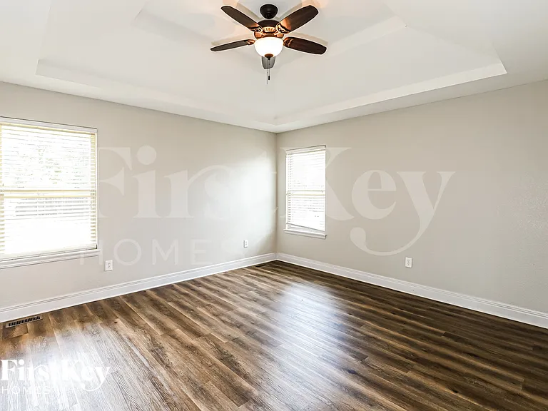 15309 Sycamore St — Photo 8
