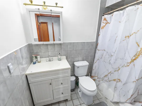 238 Van Nostrand Avenue image 14 of 22