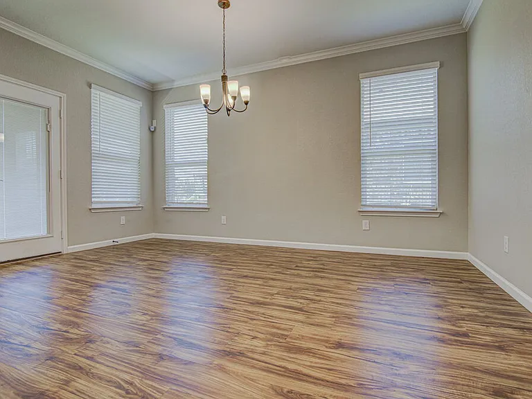 104 Kyndals Meadow Cv — Photo 10