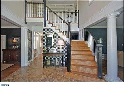 2nd image of 1065 S Wisteria Dr
