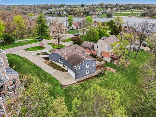 1207 Montclair Ct, Lawrenceburg, IN 47025