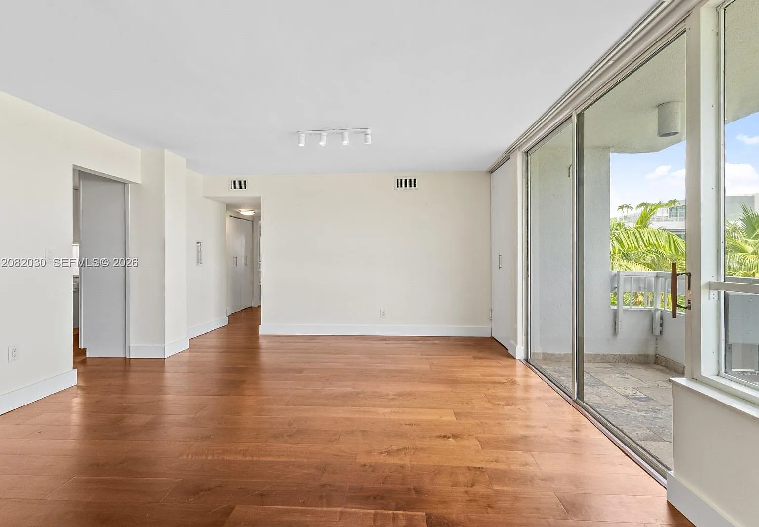 150 Sunrise Drive Condo — Photo 4