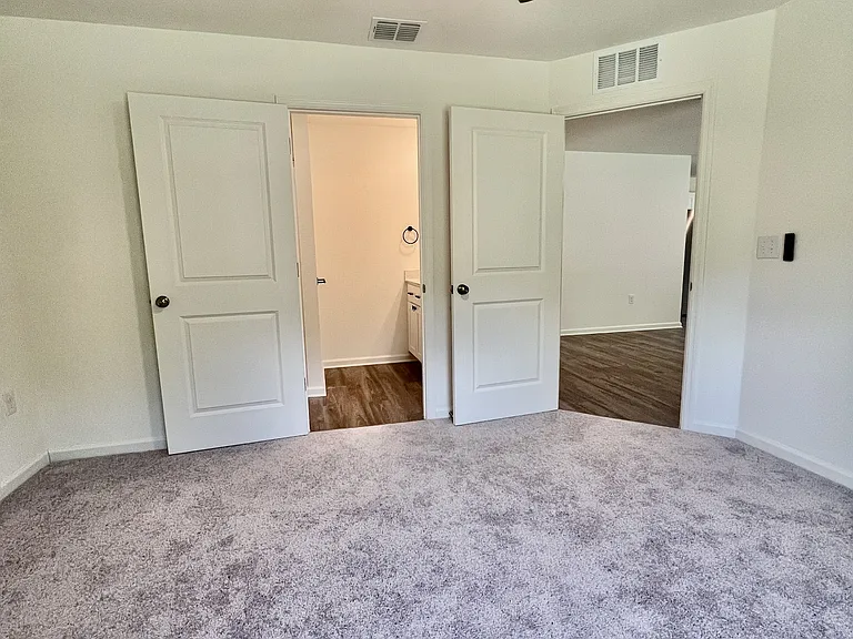 14241 SW 34th Terrace Rd — Photo 14