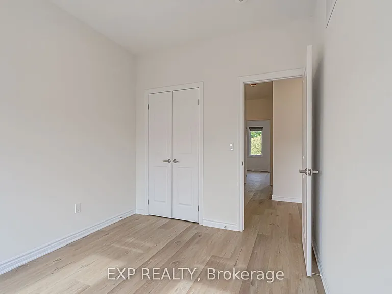 49 Paradox St — Photo 27