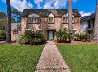12106 Fawnview Dr, Houston, TX 77070