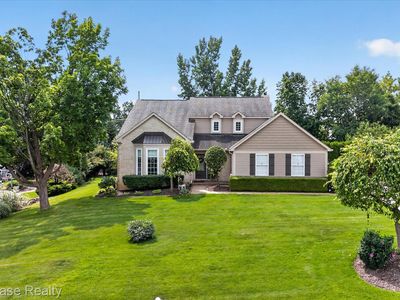 626 River Oaks Dr, Milford, MI, 48381