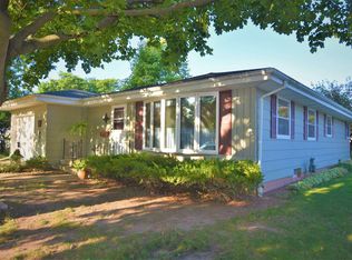 1123 Windsor St, Oshkosh, WI 54902