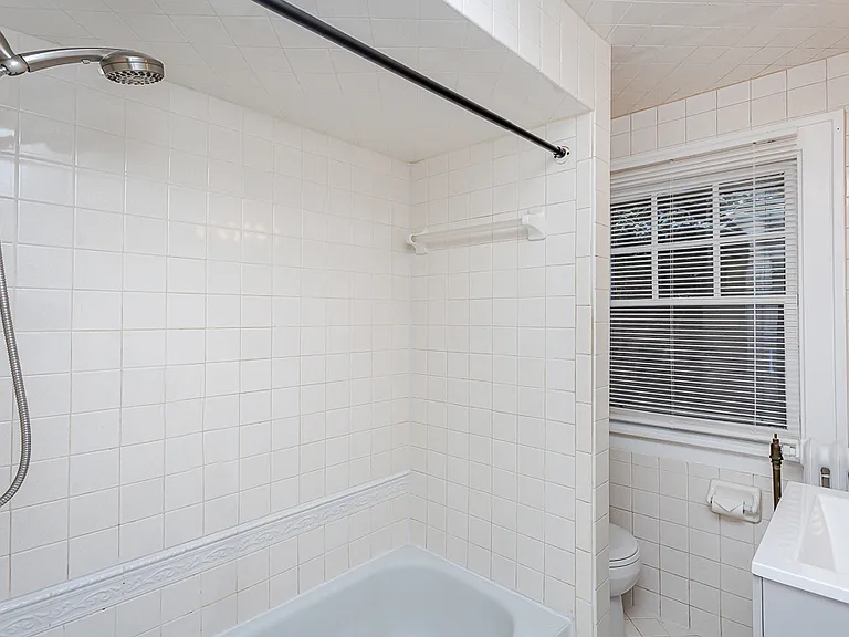 1321 Laclede Rd #2 — Photo 23