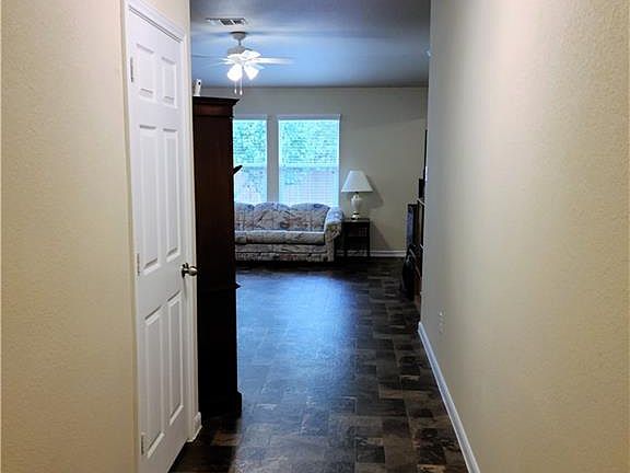 3rd image of 418 Capistrano Dr