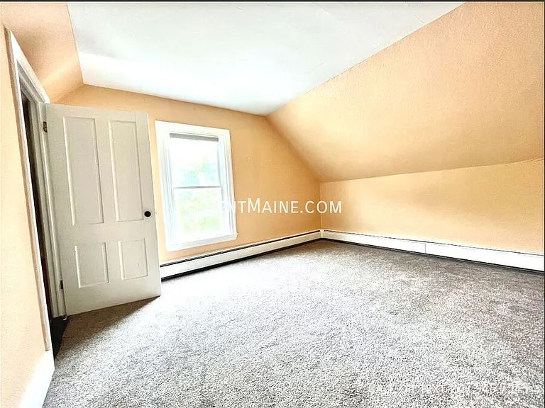 66 Stillwater Ave — Photo 14