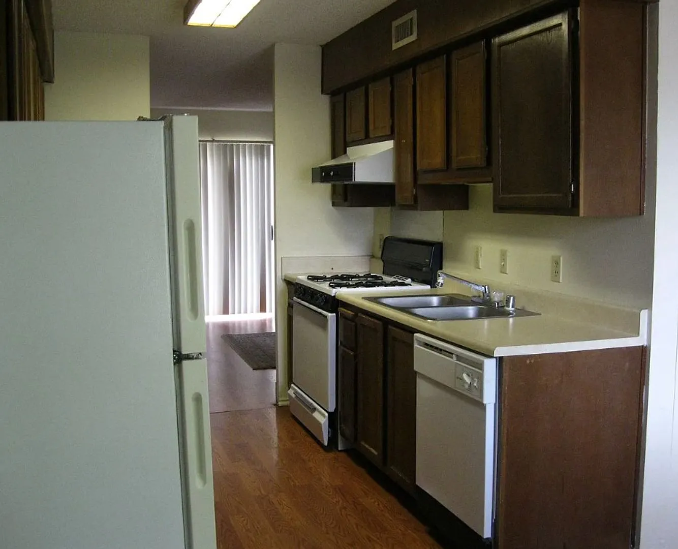 Morris 1227 Pinecone Dr — Photo 4