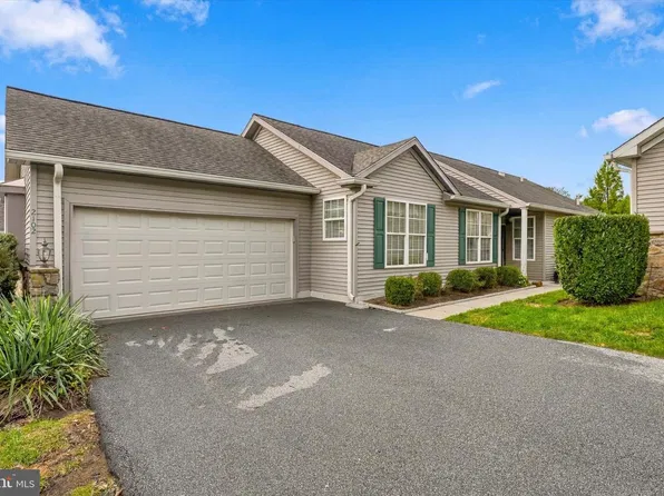 2102 White Fox Way, Glen Mills, PA 19342