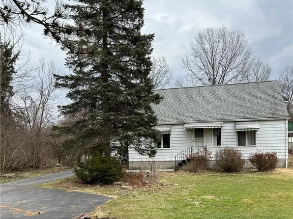 3339 Creed Ave, Hubbard, OH 44425