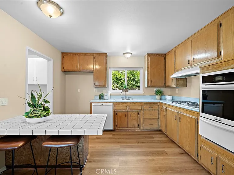 9404 El Blanco Ave — Photo 10