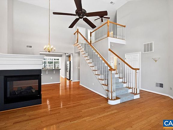4th image of 120 Apple Blossom Ct