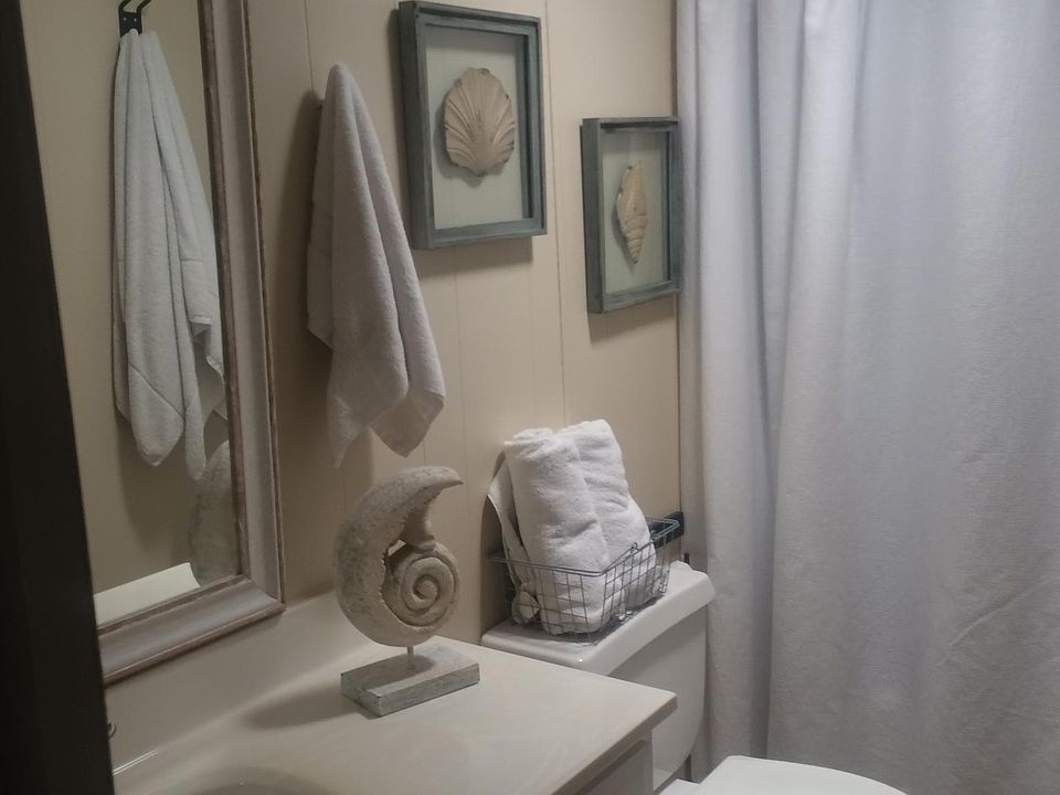1st image of 132 S Maple Ave #134