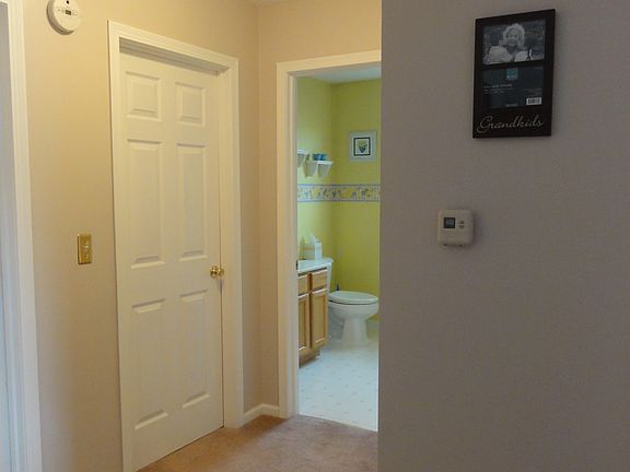 4th image of 1105 Staceys Meadow Ln