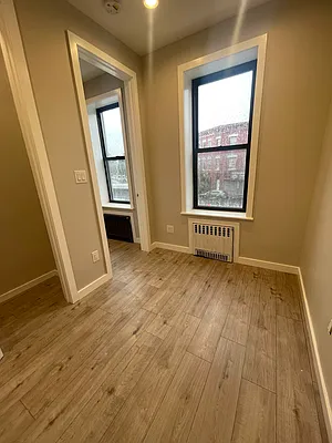 Rented by NYC LUXURY APT RENTALS CO LLC | media 7