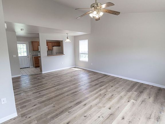 2nd image of 1412 N Frideriki Dr