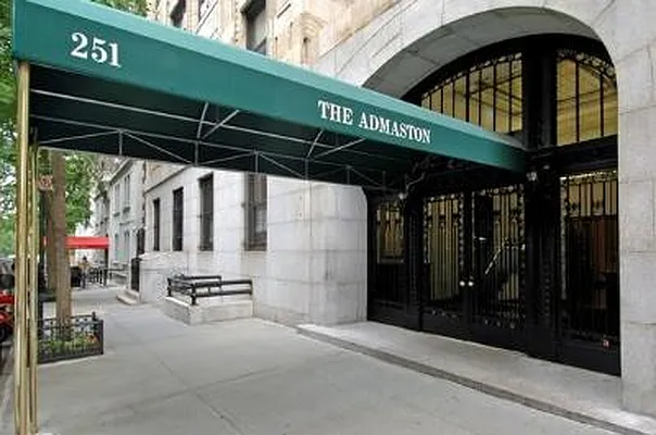 Sold by Corcoran | media 23