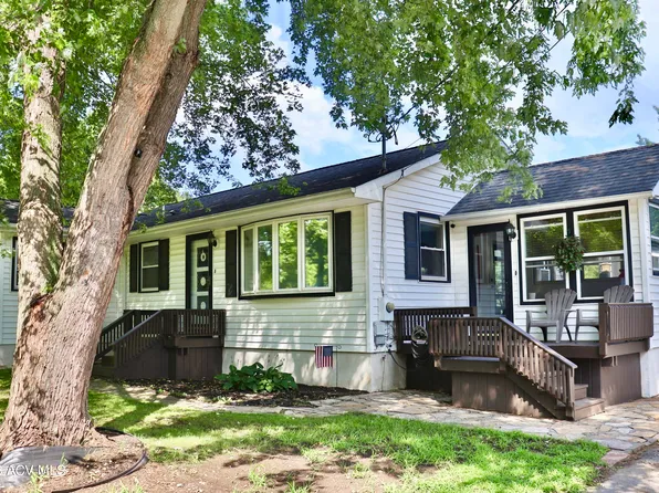 377 Rock Rd, Peru, NY 12972