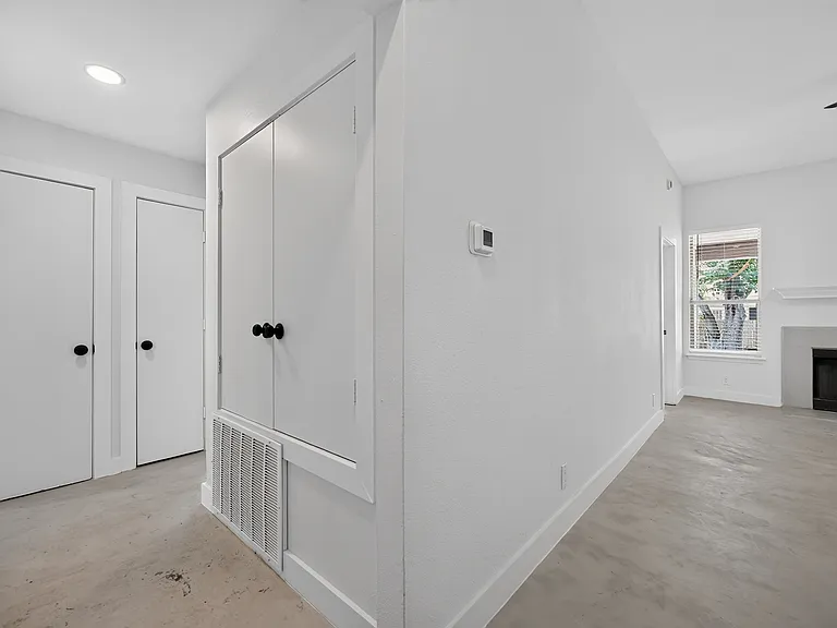 14511 Oliphant St — Photo 4