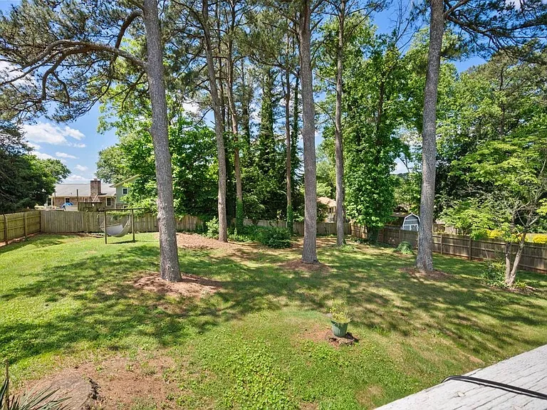 493 Greg Dr SW — Photo 18