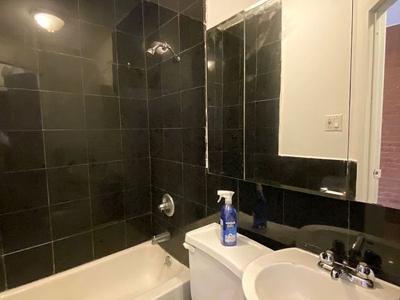 4th image of 336 E 5th St #4