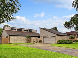 1111 Kempsford Dr, Katy, TX 77450