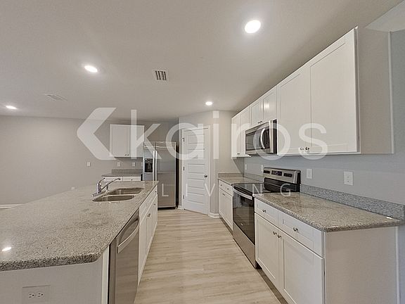 5th image of 4624 Malay Cir