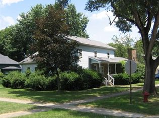 26 W Benton St, Oswego, IL