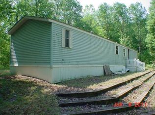 6781 Maplegrove Rd, Vassar, MI 48768