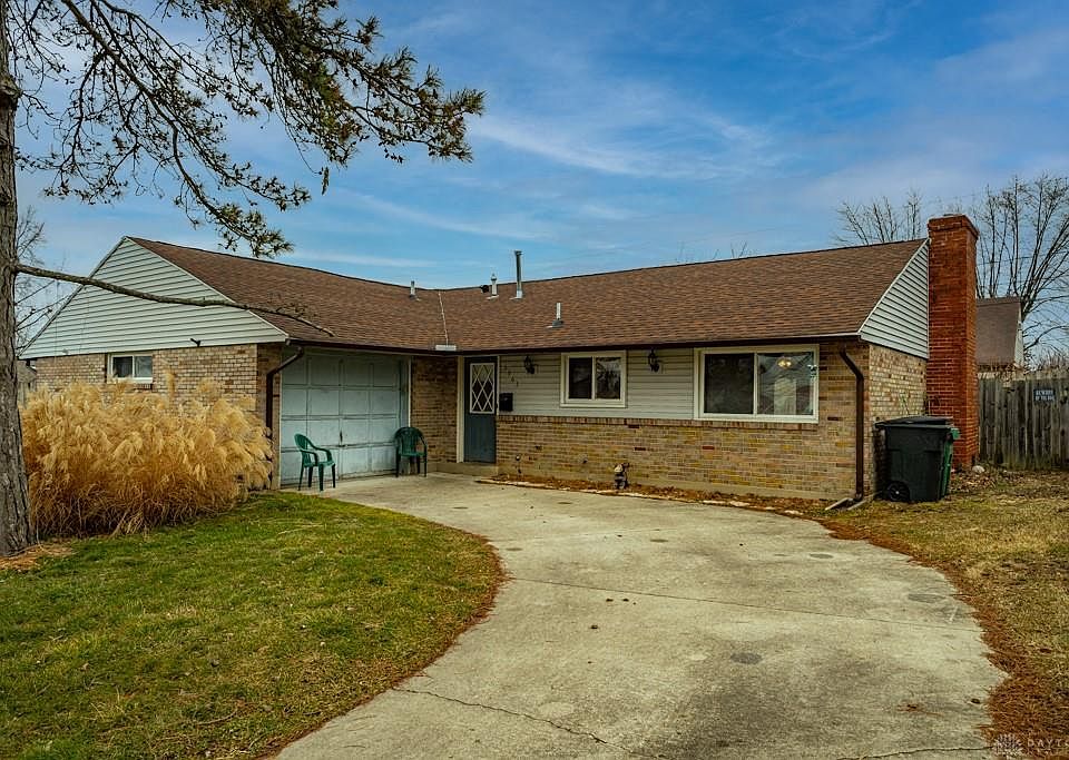 1st image of 5965 Chatsworth Dr
