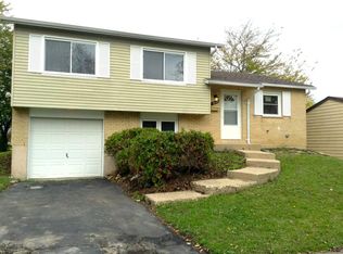 2742 W 97th Pl, Evergreen Park, IL