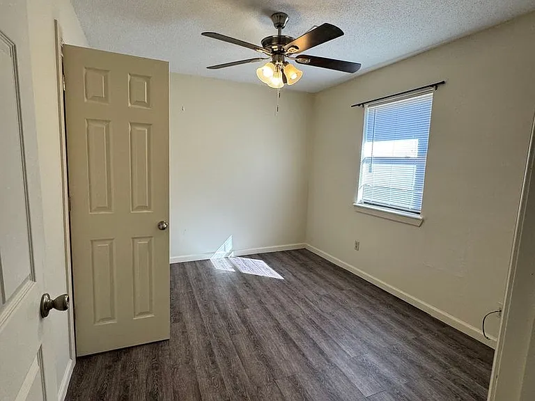 2700 N Rudy Rd — Photo 7