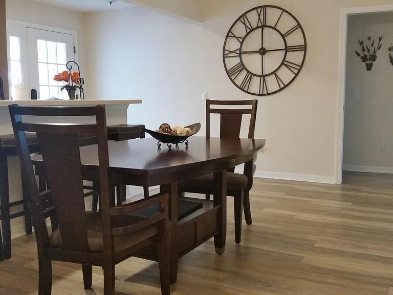 Dining table seats 6 with chairs and extension included