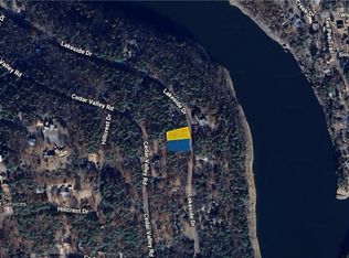 607-608 Lakeside Dr, Fairfield Bay, AR 72088
