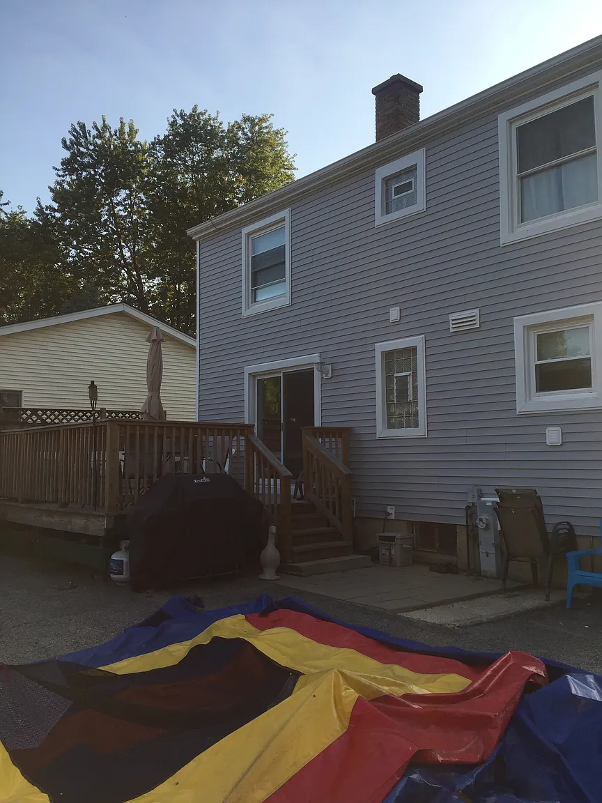 907 N Yale Ave photo 1