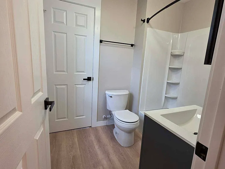 510 W Bebb St — Photo 2