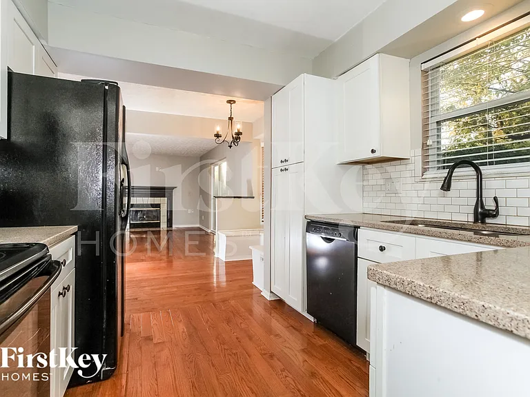 5458 Concord Crossing Dr — Photo 6