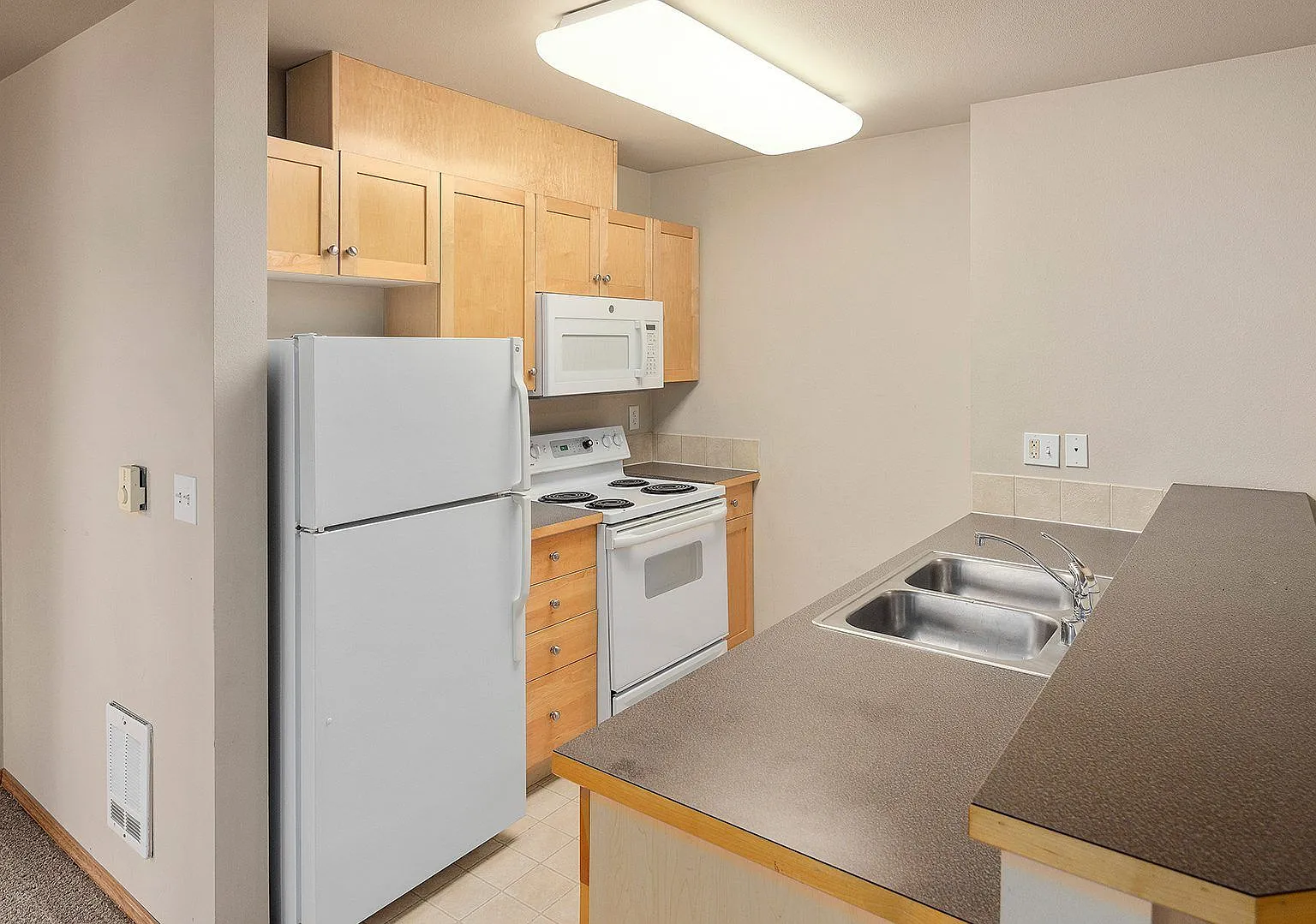 The Villa Flora Apartments — Photo 1