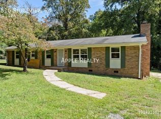 5816 Ridgeview Rd, Durham, NC 27712