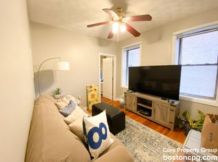 464 Commercial St #4, Boston, MA 02109